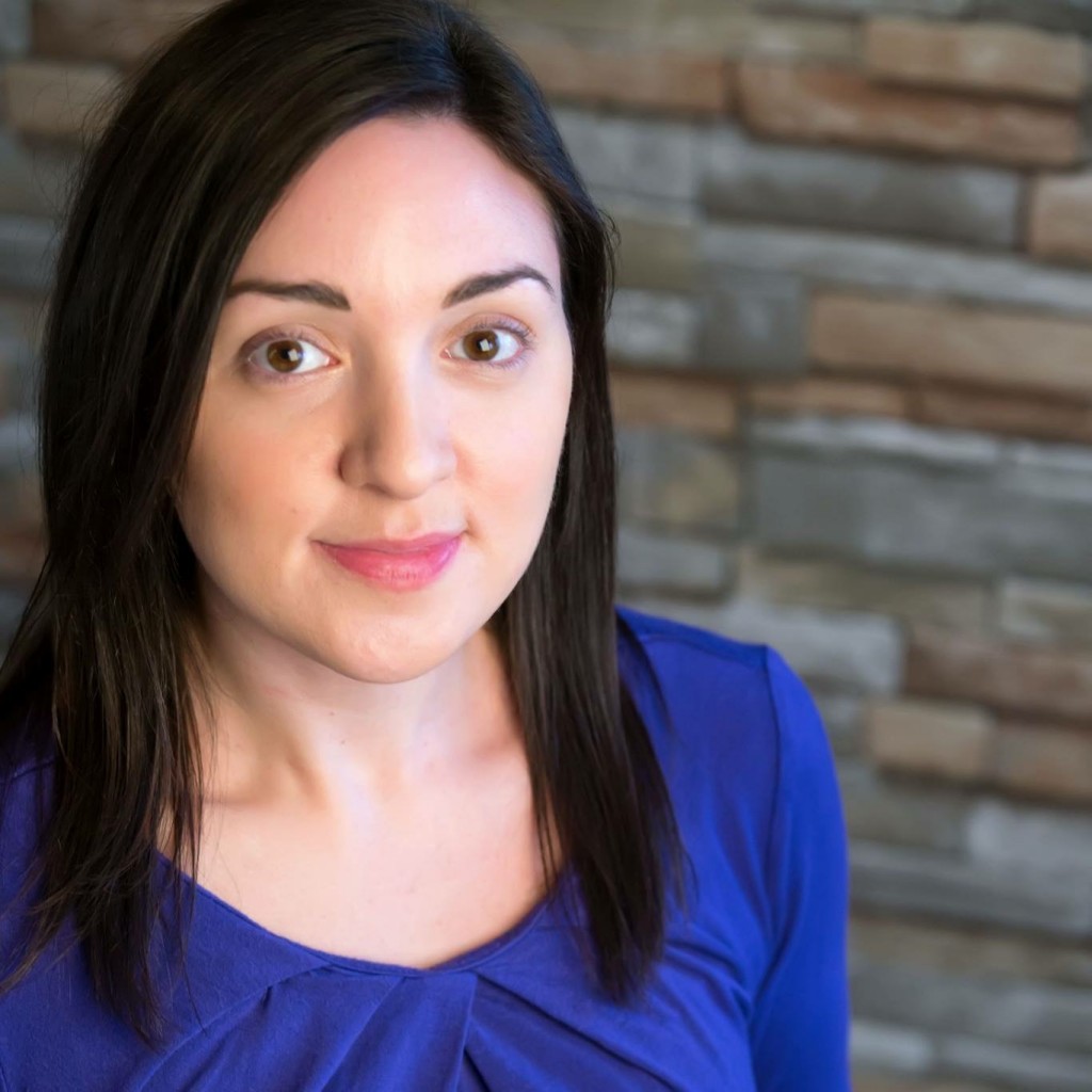 Sarah Neadow Headshot 1